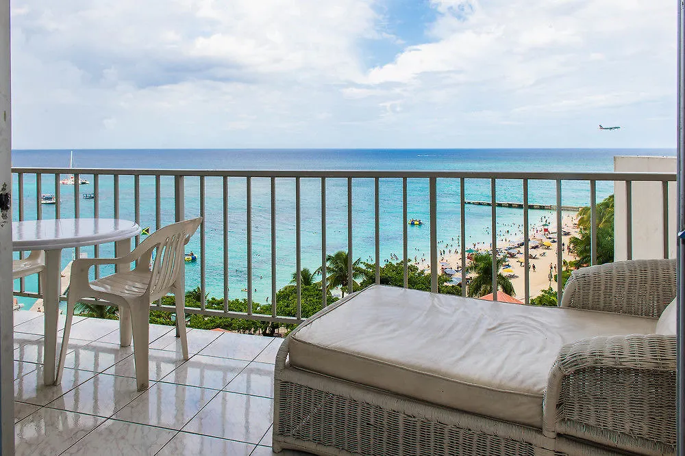 Blue Lagoon Beach Studio Apartment Montego Bay